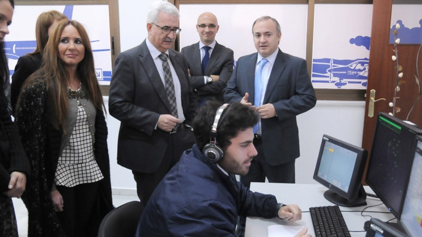 Vice-President of the Regional Government and MP’s visit the FTEJerez Campus