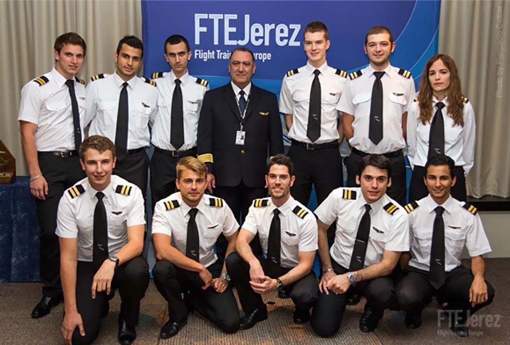 Graduates with MEA Captain George Dibb.